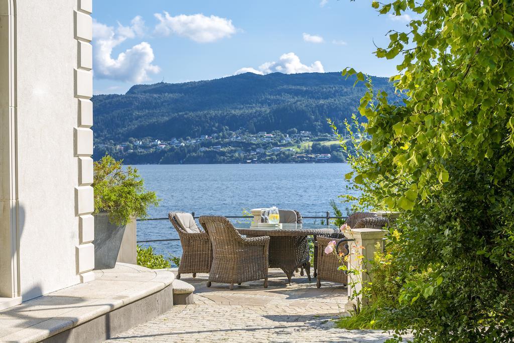 Villa Charlotte Берген Екстериор снимка
