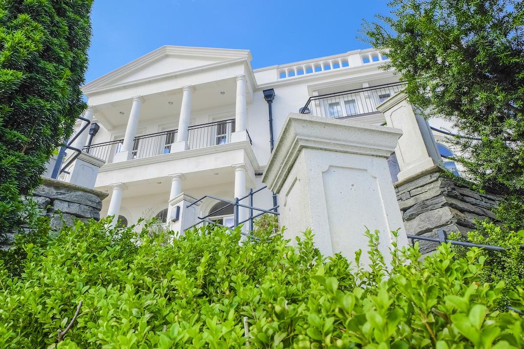 Villa Charlotte Берген Екстериор снимка